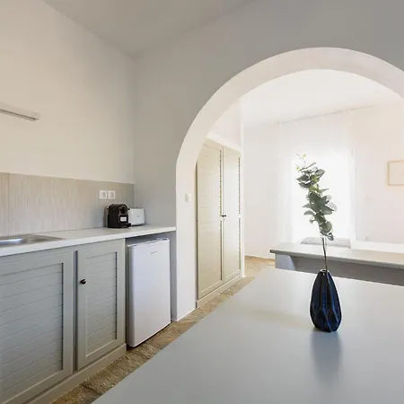 アパート Phaedrus Living Paros Cycladic Residences 8 ピソ ・リバディ